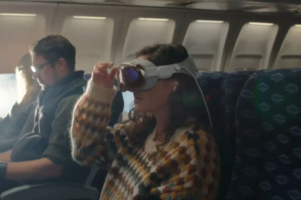 Is It Safe to Wear Apple Vision Pro Headset on Flights?