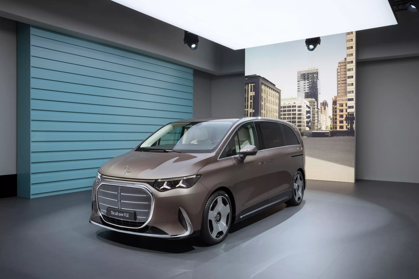 Mercedes-Benz Launches VLE Electric Luxury MPV With Fridge, TV, Sofa