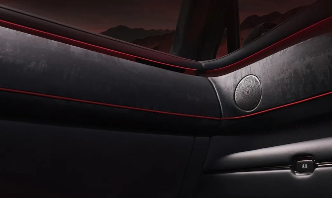 Voyah Taishan Black Warrior Interior Features Carbon Fibre, Smart Glass