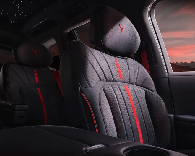Voyah Taishan Black Warrior Interior Features Carbon Fibre, Smart Glass