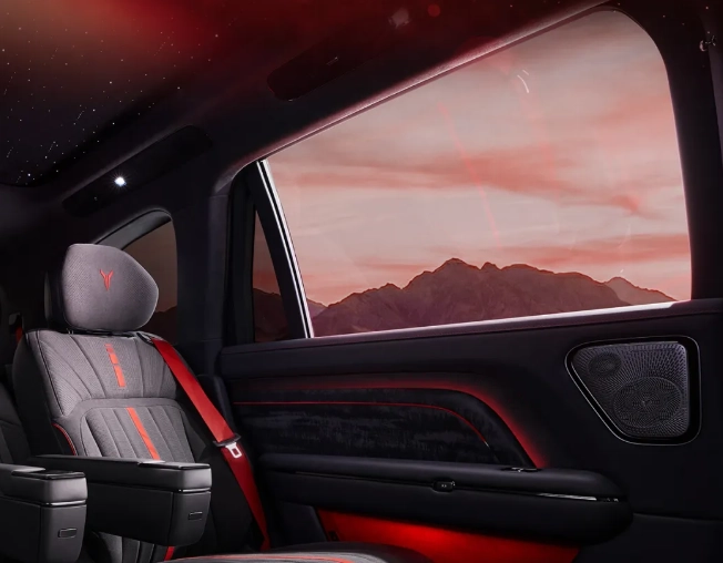 Voyah Taishan Black Warrior Interior Features Carbon Fibre, Smart Glass